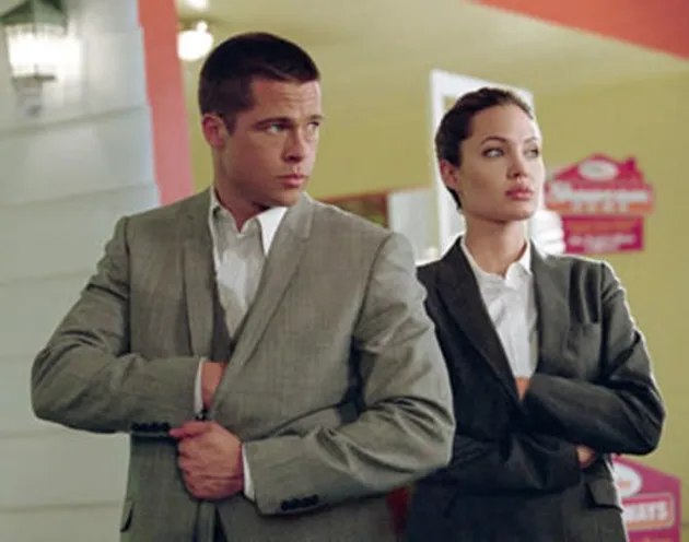 angelina jolie hamil