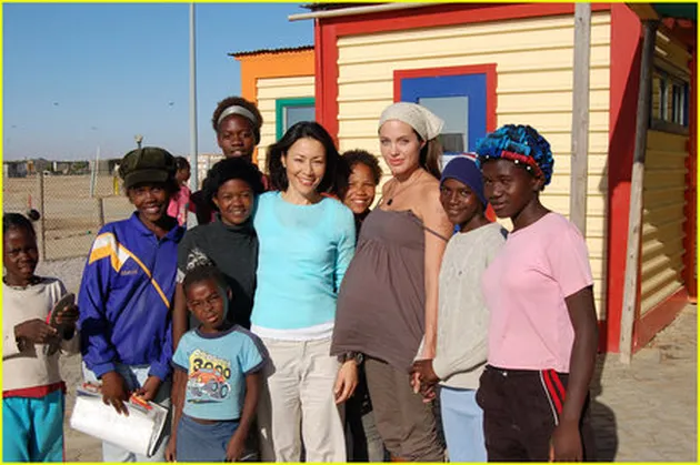 angelina_jolie_namibia