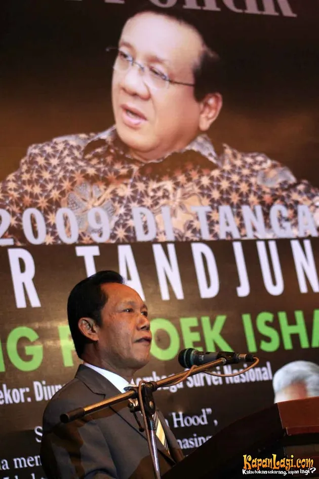 majalah biografi politik