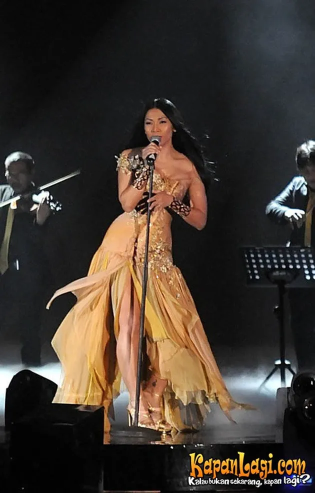 Anggun C Sasmi