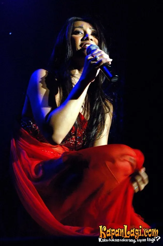 Anggun dalam Konser Untuk Negeri