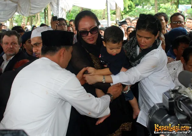 adjie massaid