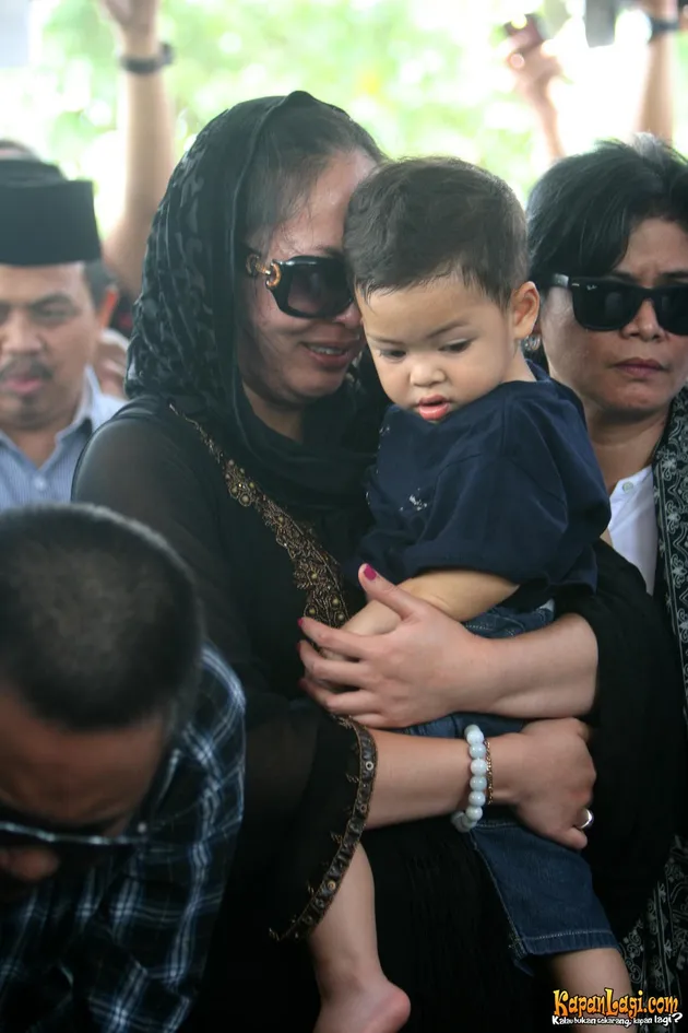 adjie massaid