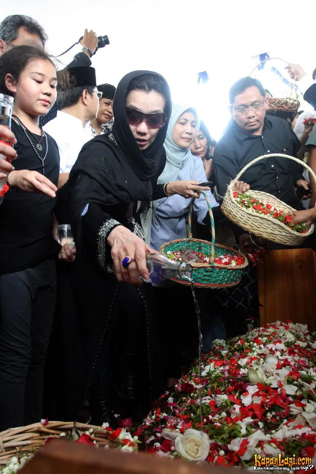 adjie massaid