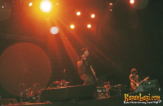 la light revival music concert