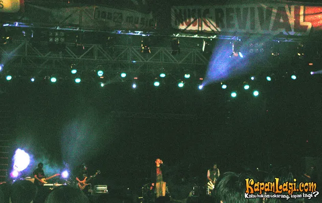 la light revival music concert