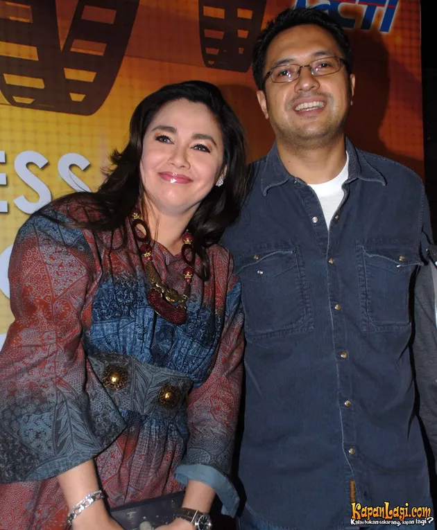nia zulkarnaen, ari sihasale