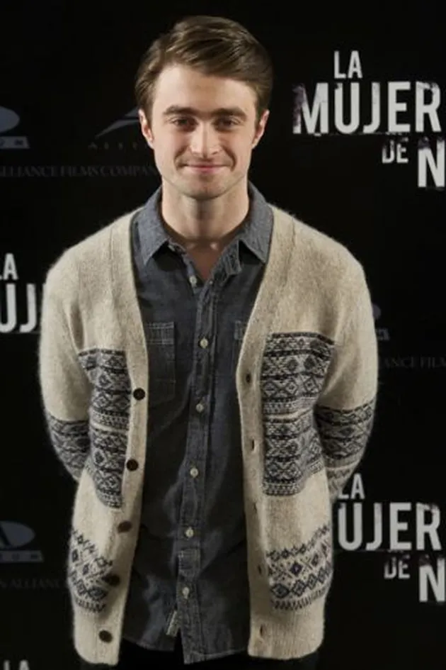 Pakaian Tidak Sesuai Umur