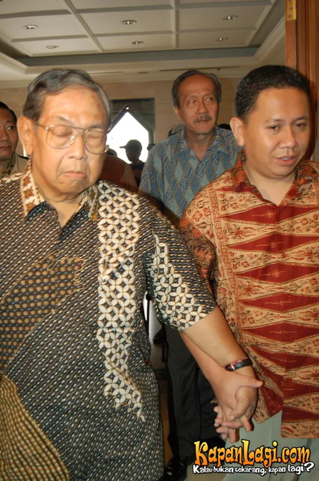 Olga Lydia dan Rieke Dyah Pitaloka