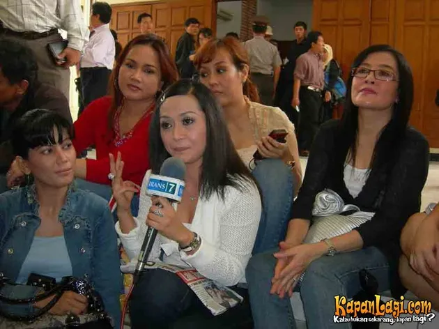 artis pondok indah