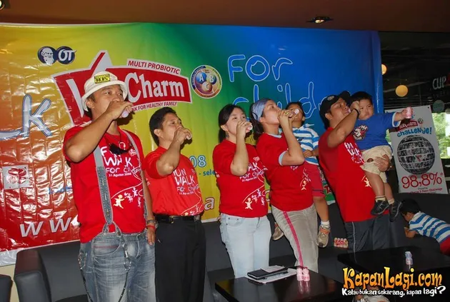 Arzetti Bilbina, Nico Siahaan, Dik Doank