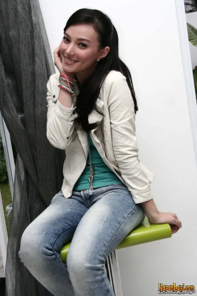 Asmirandah - Dude Harlino