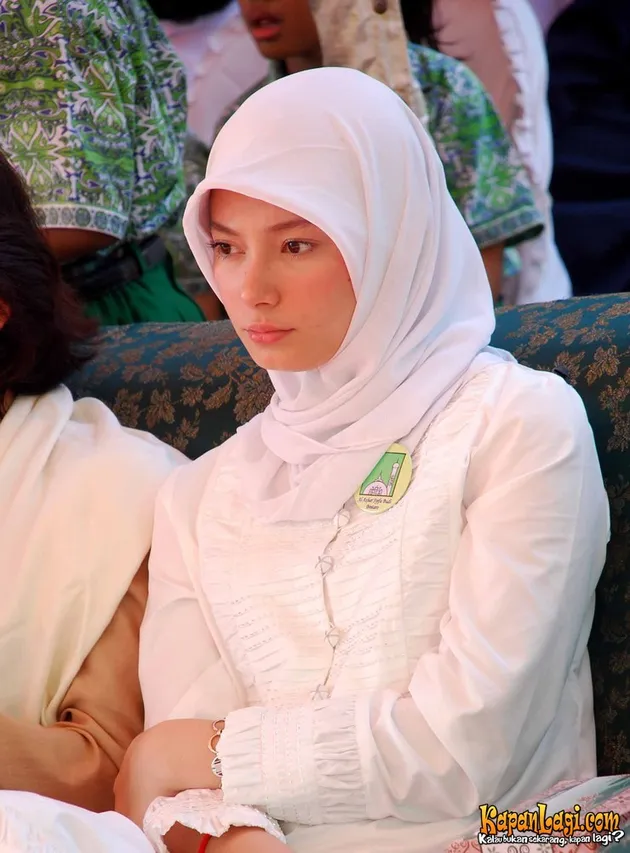 asmirandah_al- azhar