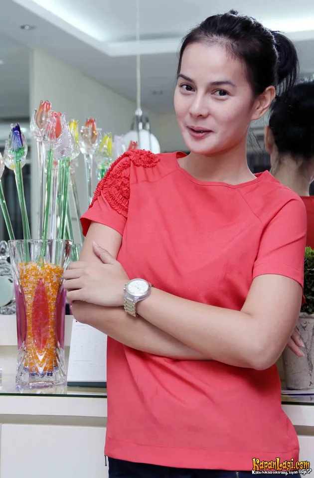 Astrid Tiar