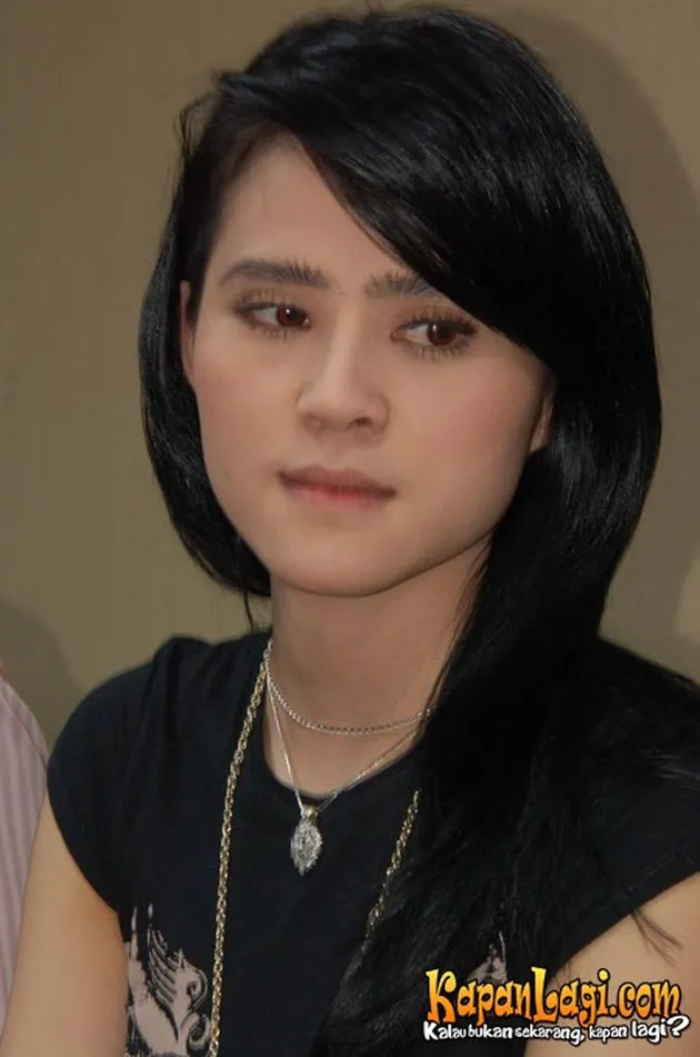 angel lelga