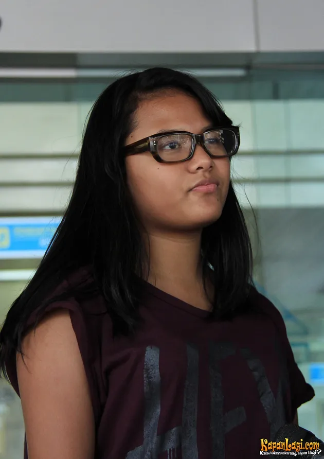 AUREL JENGUK ASHANTY YANG SAKIT RADANG SELAPUT OTAK 