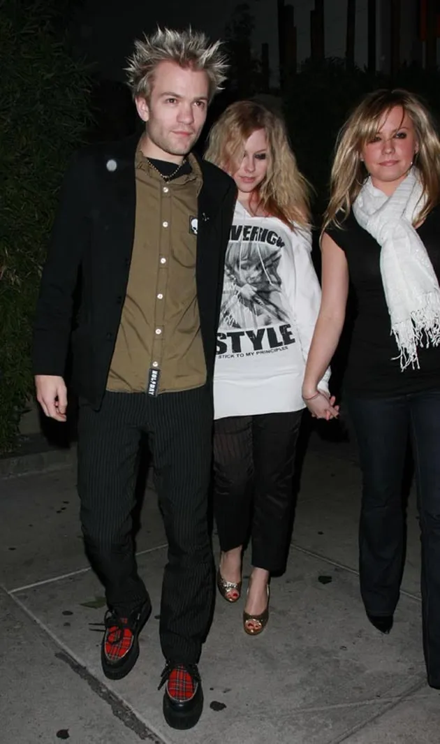 avril_deryck