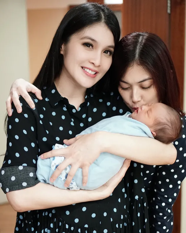 baby raphael anak sandra dewi