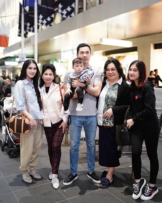 Sandra Dewi