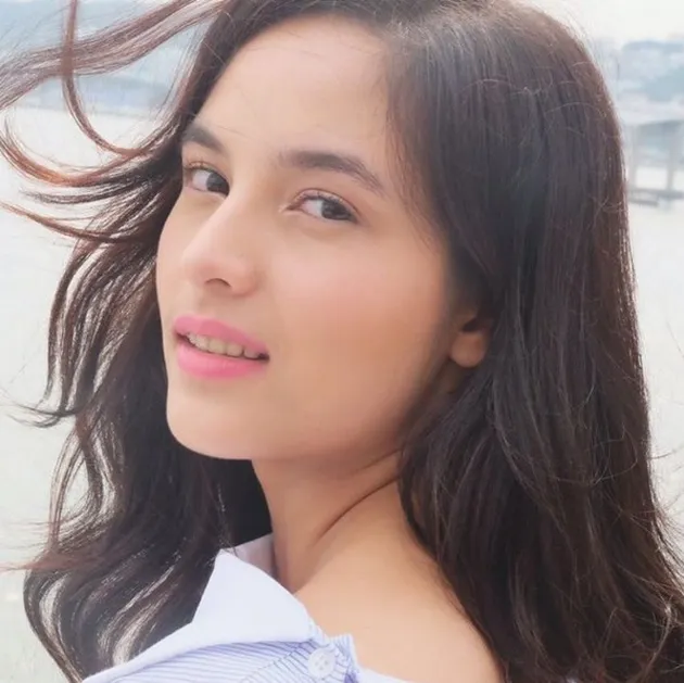 Foto Cantik Chelsea Islan