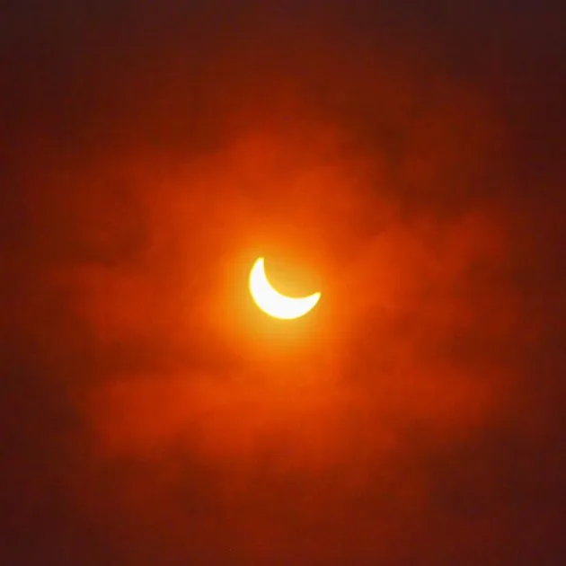 gerhana matahari total 09 maret 2016