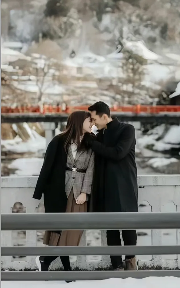 Potret Prewedding Jonatan Christie dan Shanju di Jepang