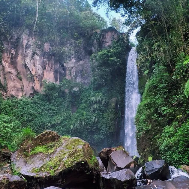foto air terjun/coban keren di Malang