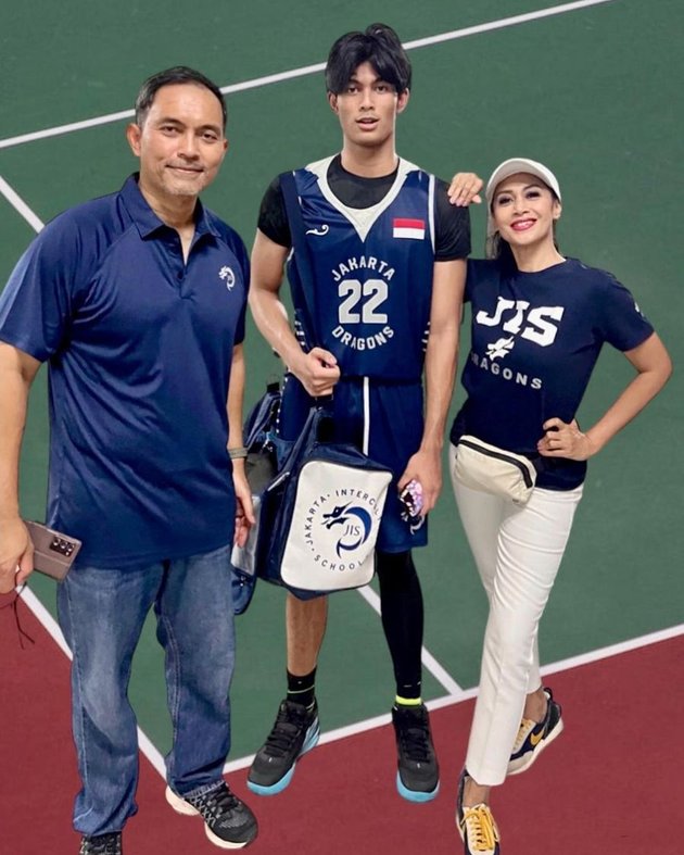 Going to Taiwan, Here are 8 Photos of Marco, Diah Permatasari's Son Who is Good at Basketball - Tall and Handsome with Ideal Girlfriend Criteria