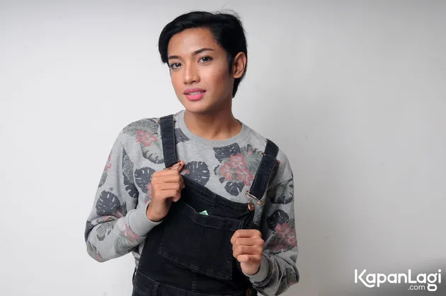 Millen Sepupu Cantik Aurel 