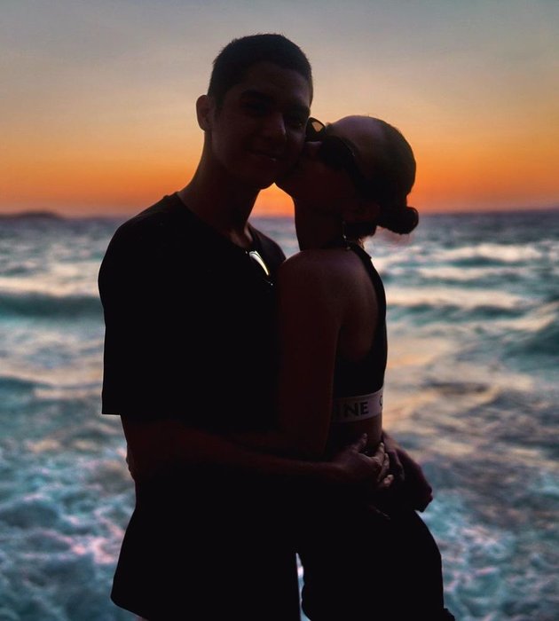 Deny Siri Marriage, Peek 15 Photos of Al Ghazali and Alyssa Daguise's Dating Style that is Called Too Intimate - Netizens: Is it Official?