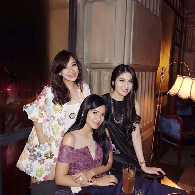 Sandra Dewi Titi Kamal Yuanita