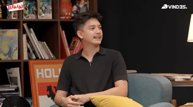 Baskara Mahendra di podcast