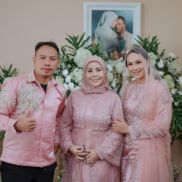 Canceled Marriage, Here's a Series of Photos of Kalina Octaranny's Closeness with her Mother and Vicky Prasetyo's Sibling that Became Memories