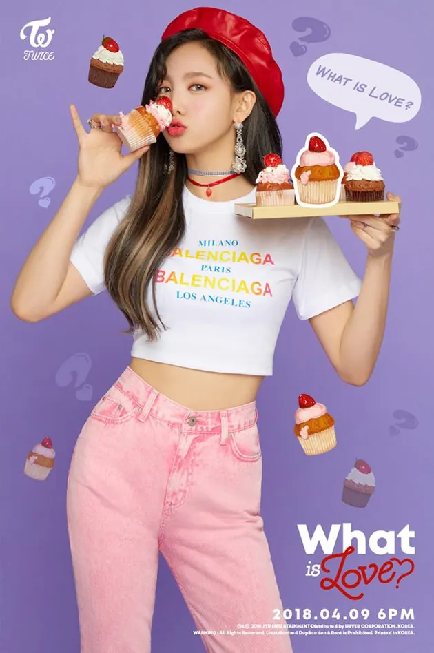 TWICE - What is Love?