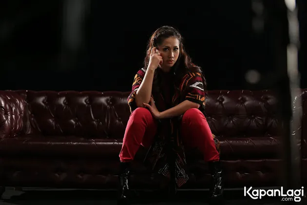 Melinda yang ditemui di sela-sela pembuatan klip ini mengatakan bahwa cukup banyak tantangan dalam sesi rekaman.