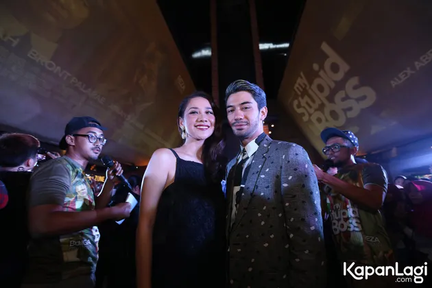Premiere My Stupid Boss