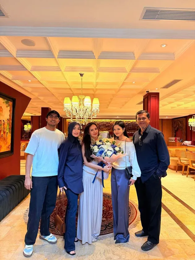 Beby Tsabina rayakan ultah