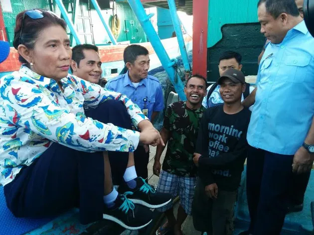 Gaya Menteri Susi