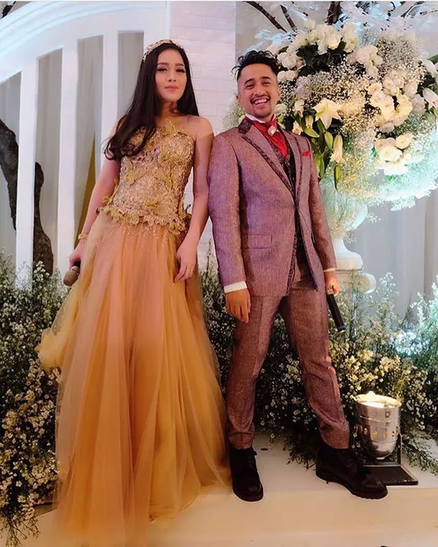 gilang dirga, adiezty