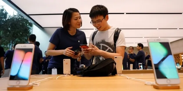 Reaksi Apple Fanboy
