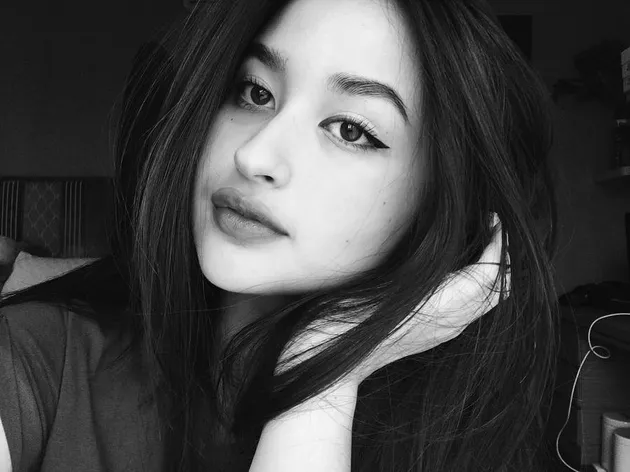 seleb-seleb muda bule nan cantik belum 20 tahun