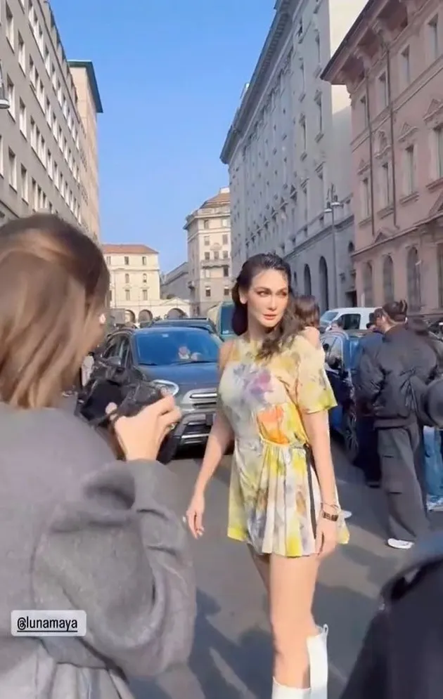 Luna Maya, cari cuan, baru menikah, terbang ke Italia