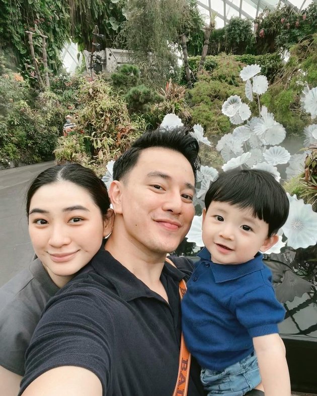 Just a Little More 1 Year Old, Peek at 8 Photos of Billy Davidson's Handsome and Cute Son