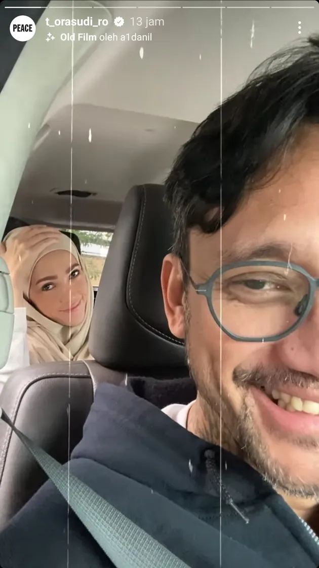 Mieke Amalia berangkat umrah