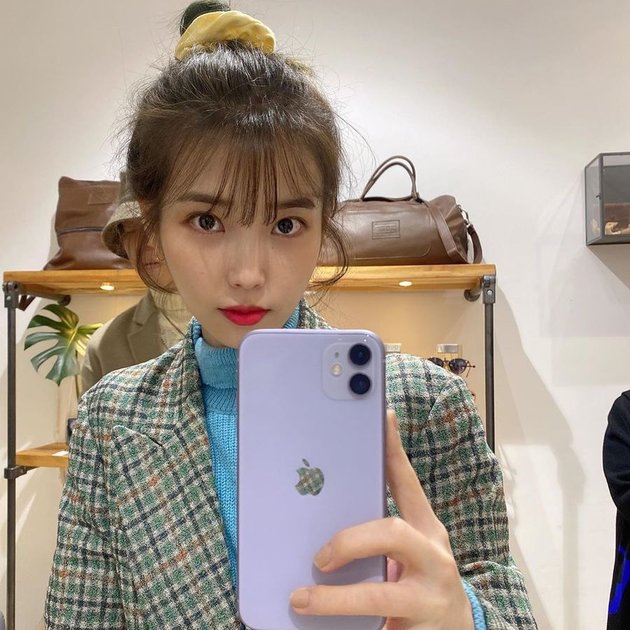 Messy But Beautiful, These Female K-Pop Idols Look Perfect with 'Messy Bun' Hairstyle
