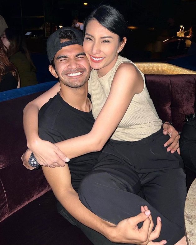 Starting From Cinlok Until Accused of Cheating, Here are 8 Photos of Tyas Mirasih and Tengku Tezi Who are Getting Closer - Dating Like Young People