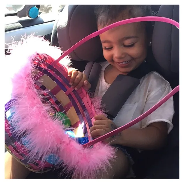Foto Lucu North West