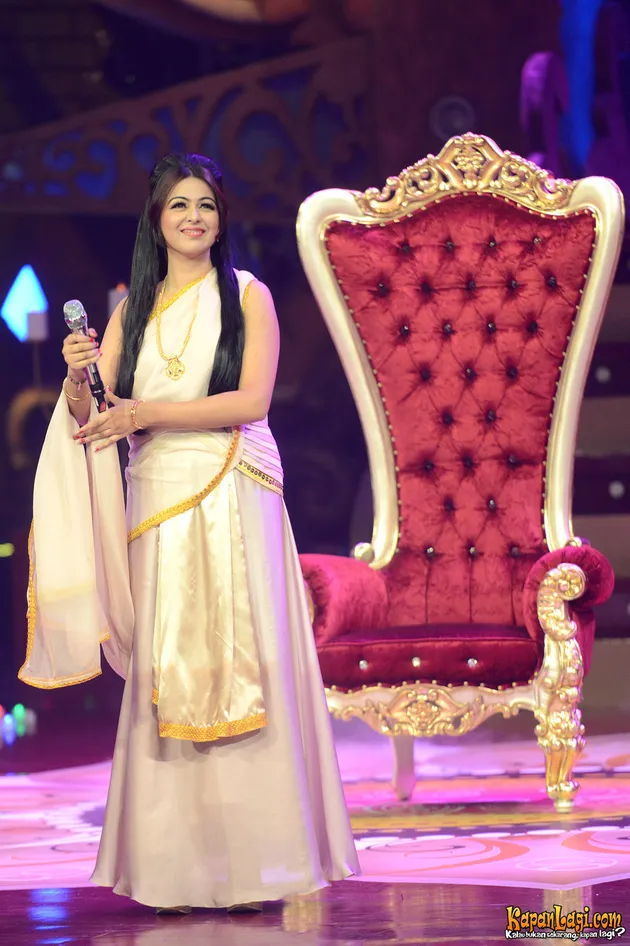 Shafaq Naaz