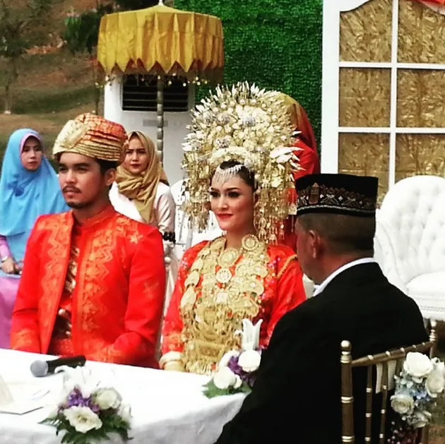 Foto Pernikahan Mario Irwinsyah Anandita