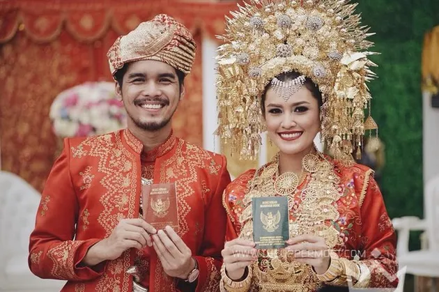 Foto Pernikahan Mario Irwinsyah Anandita